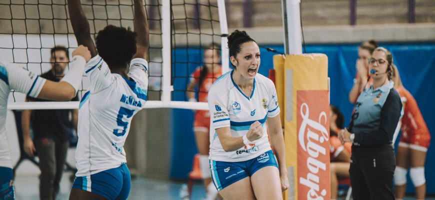 Voleibol  Superliga Iberdrola El Cajasol cae en el tie-break ante el Kiele  (3-2)